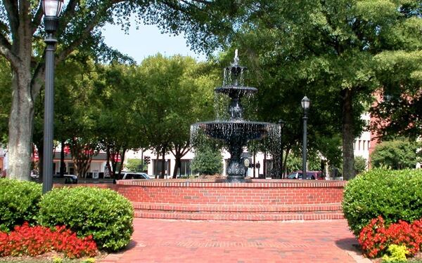 Marietta offers its residents beauty on stage and in its streets.