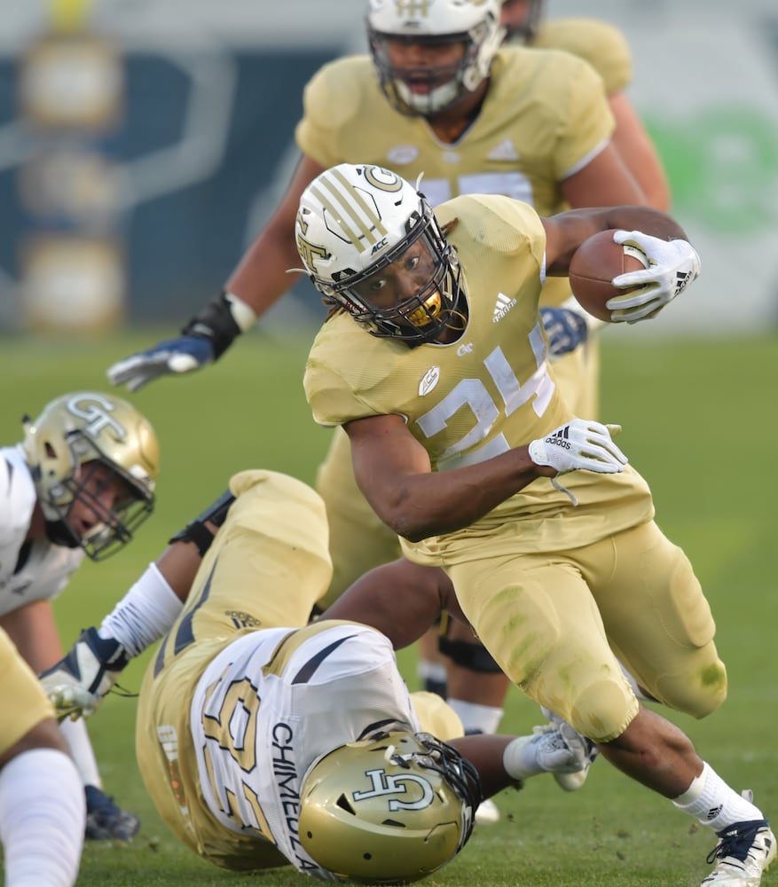 Photos: Jackets play football spring game