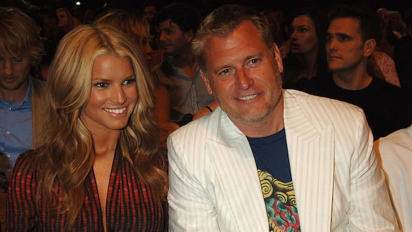 Jessica Simpson and Joe Simpson during 2006 MTV Movie Awards - Backstage and Audience at Sony Studios in Culver City, California, United States. (Photo by Jeff Kravitz/FilmMagic)