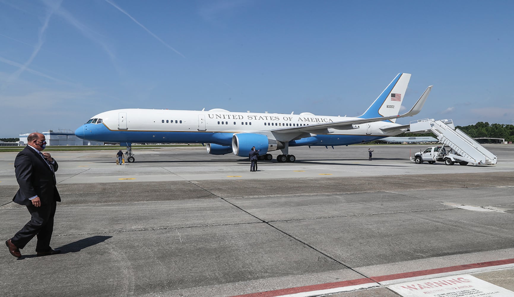 PHOTOS: Pence visits Georgia, praises state’s pandemic response