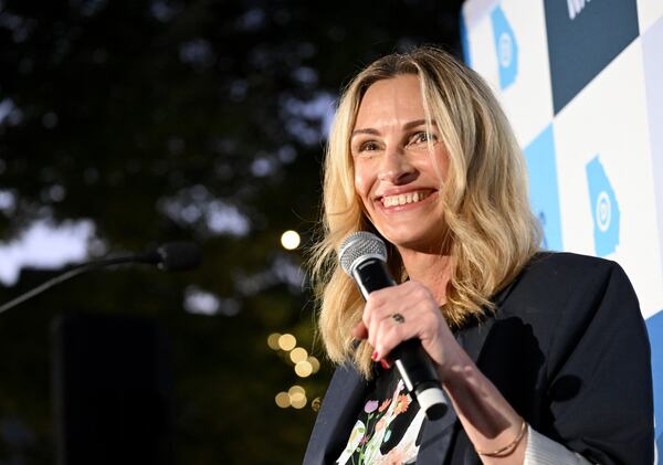 Actress and activist Julia Roberts speaks during Cherokee County Reproductive Freedom Rally in downtown Canton, Wednesday, October 9, 2024. (Hyosub Shin / AJC)