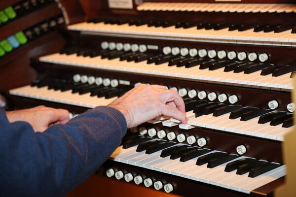 Ken Double, one of organists at the Fox Theatre plays Mighty Mo, built by the M.P. Möller Pipe Organ Co., in Hagerstown, Md., which produced more than 12,000 instruments. Tyson Horne / tyson.horne@ajc.com