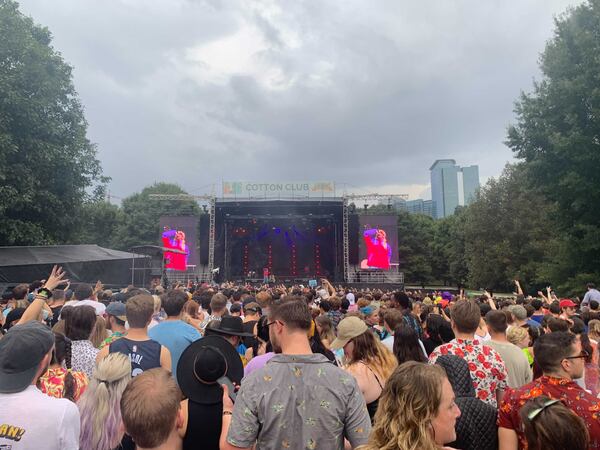 Fans dance in the rain at Music Midtown during Oliver Tree performance on Saturday, September 18, 2021, at Piedmont Park. (Photo: Caroline Silva/AJC)