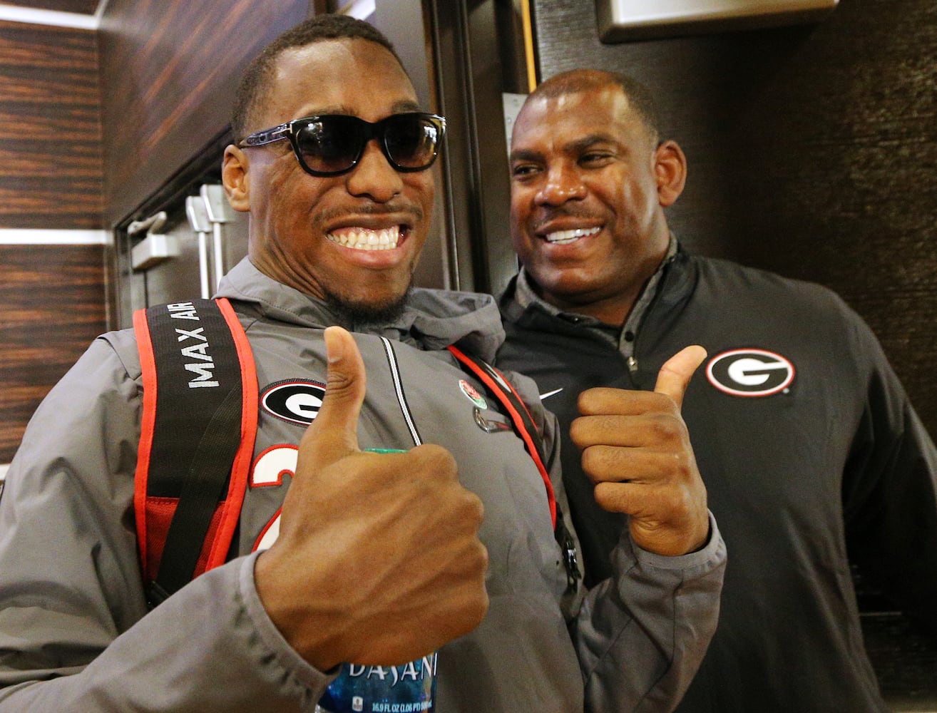 Photos: The scene at the Rose Bowl as Georgia, Oklahoma game nears