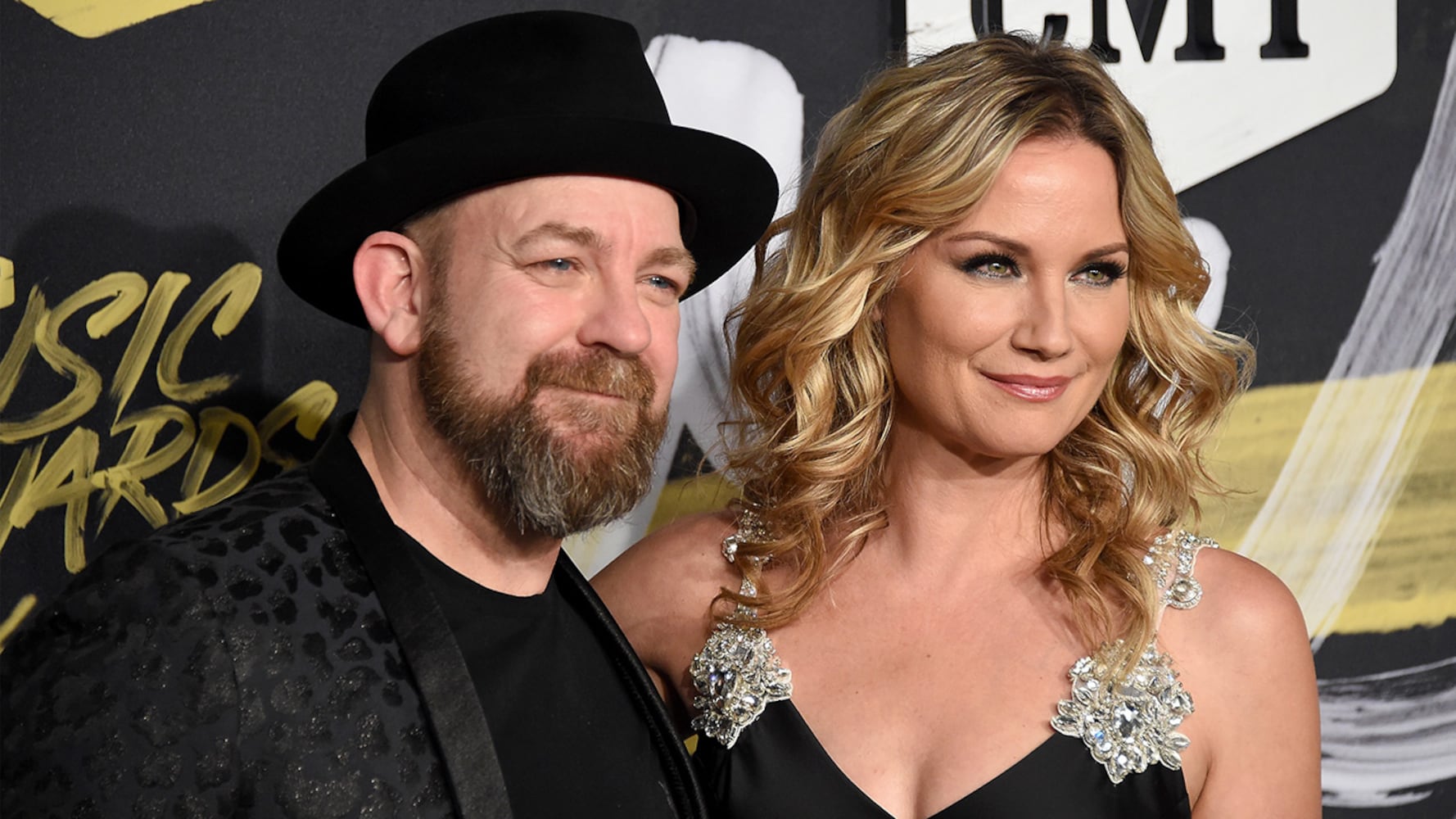 Photos: 2018 CMT Music Awards red carpet