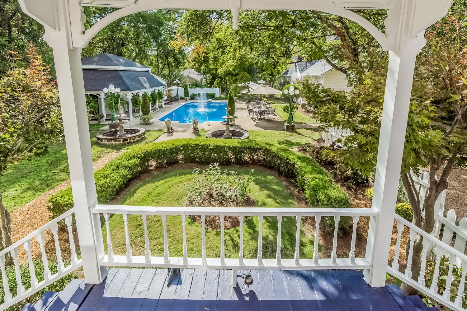 PHOTOS: $2.9M for Greek Revival mansion blocks from Marietta Square