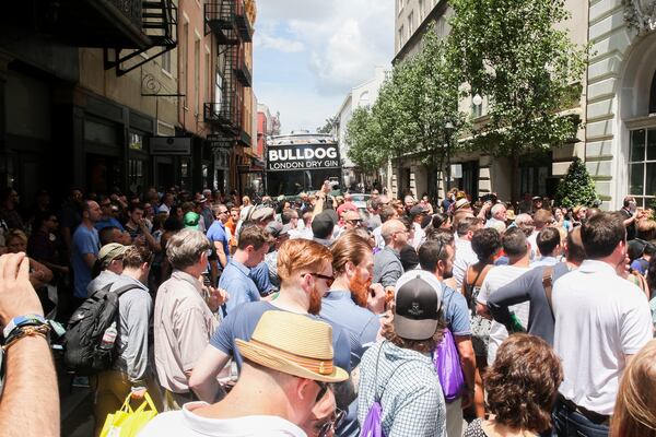 Toast to Tales offically opens the conference and quickly turns into a street party hosted by brands like Bulldog Gin. Photo credit: Jennifer Mitchell