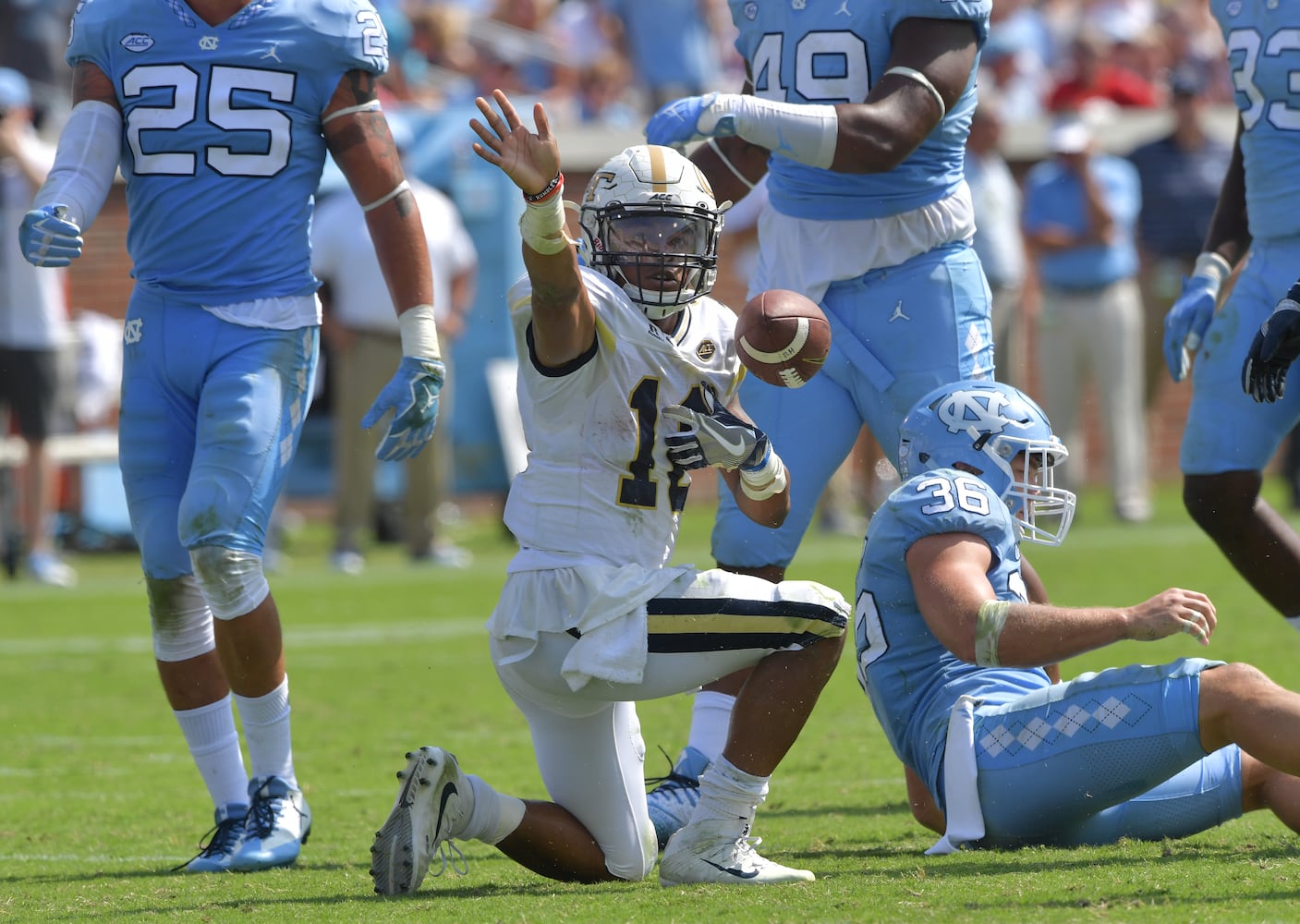 Photos: Georgia Tech cruises past North Carolina