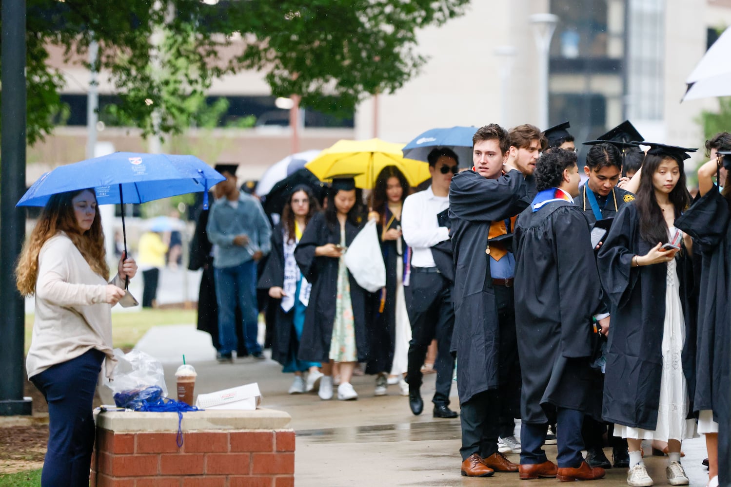 Emory hopes to avoid protests at commencement