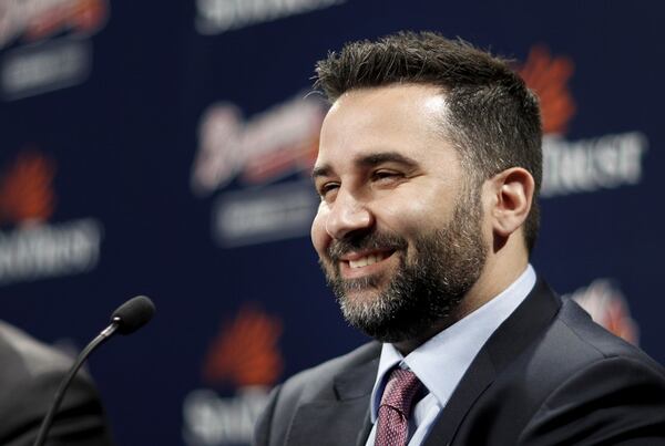  Alex Anthopoulos was introduced as the Braves' new executive vice-president and general manager during a Monday news conference at SunTrust Park. (AP photo)