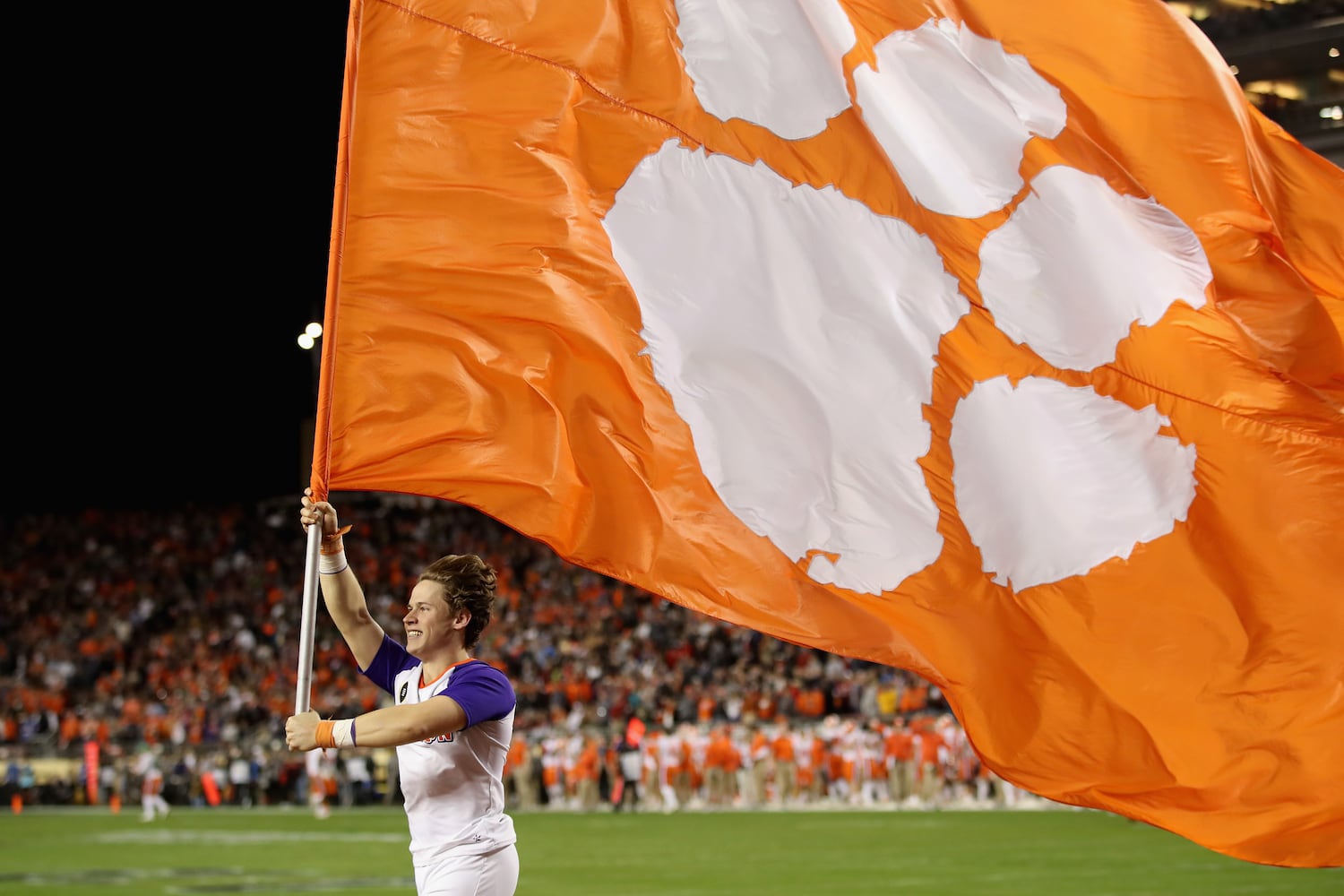 Photos: Alabama, Clemson meet in national championship game