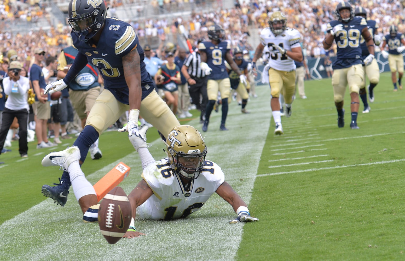 Photos: Georgia Tech hosts Pittsburgh