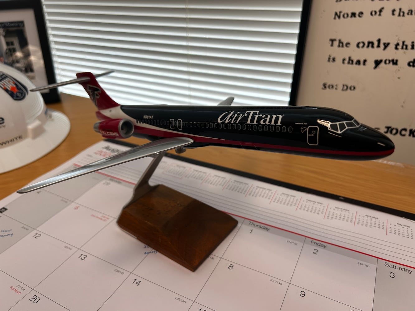 AirTran model plane