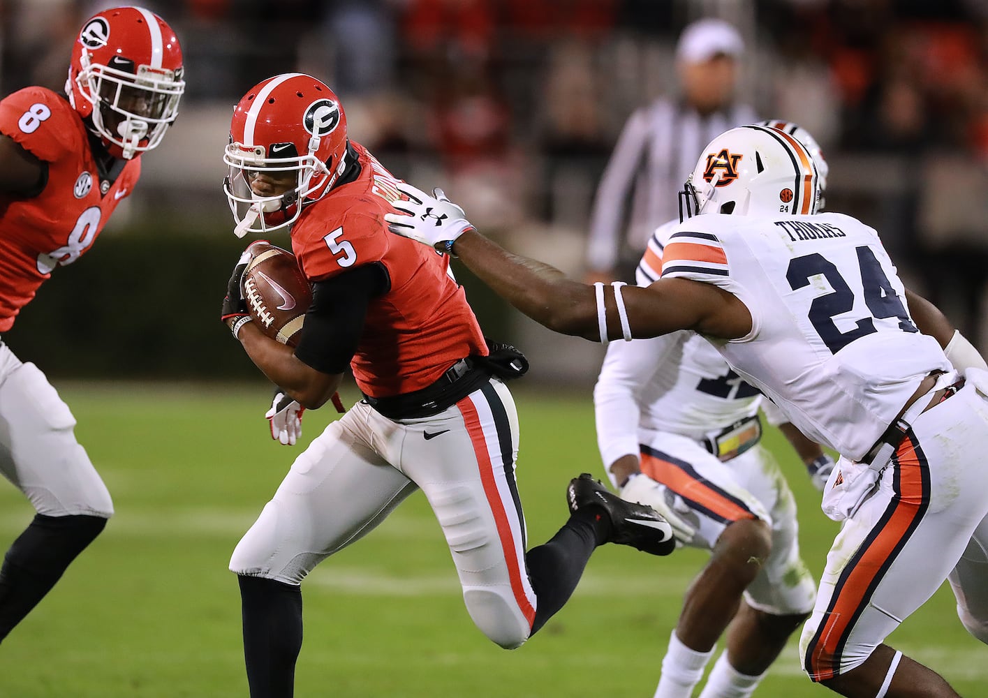 Photos: Bulldogs handle Auburn, improve to 9-1