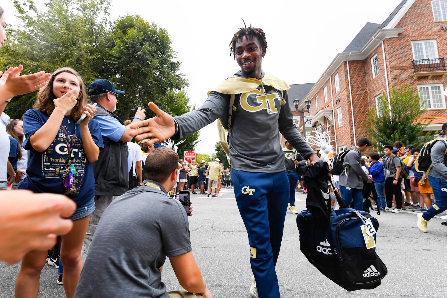 Photos: Georgia Tech wears new uniforms, hosts North Carolina