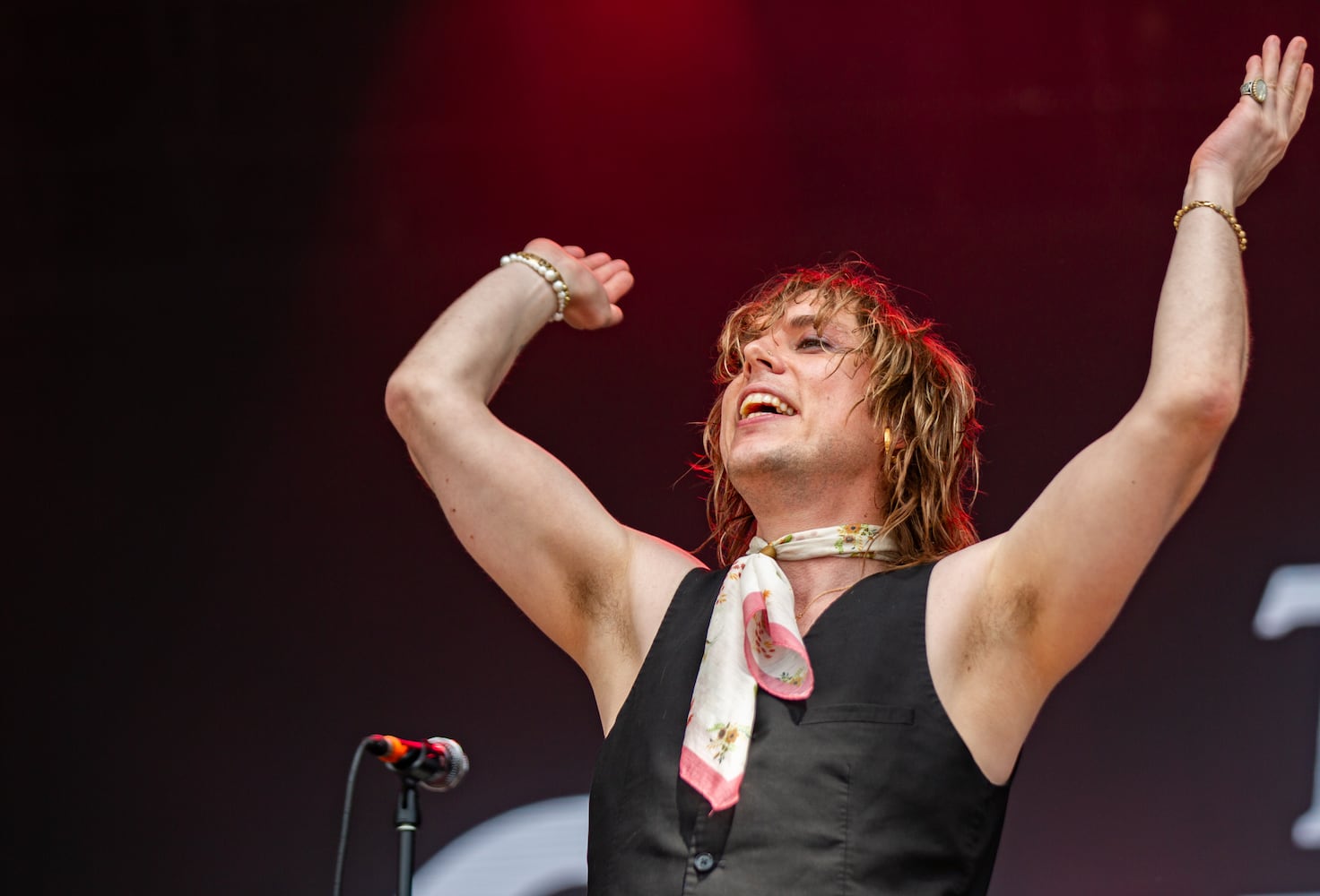 Atlanta, Ga: The Struts brought their brand of glam rock to a crowd that belted out every word at the Piedmont Stage on Sunday. Photo taken May 5, 2024 at Central Park, Old 4th Ward. (RYAN FLEISHER FOR THE ATLANTA JOURNAL-CONSTITUTION)