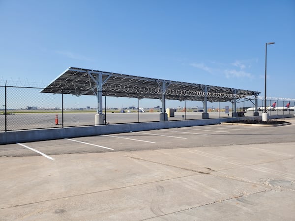 The solar array at Signature Flight Support's location at Hartsfield-Jackson International Airport. Source: Signature Flight Support.