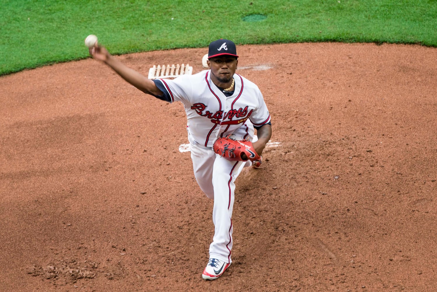 Photos: Markakis gives Braves a walkoff win over the Phillies