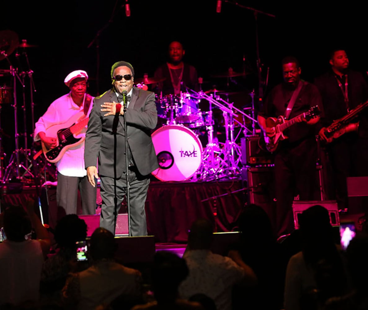 PHOTOS: Al Green regales crowd at first-ever Fox Theatre show