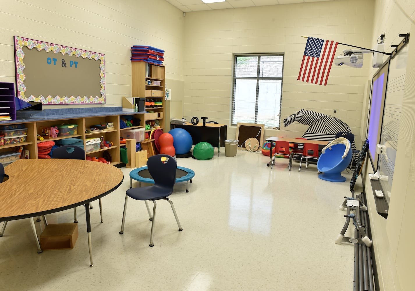 Photos: A look inside Heards Ferry Elementary School