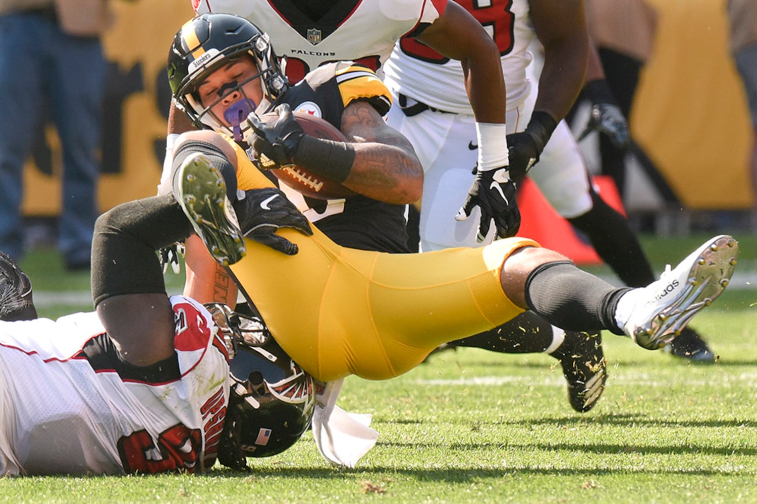 Photos: Falcons take on Steelers in exhibition game