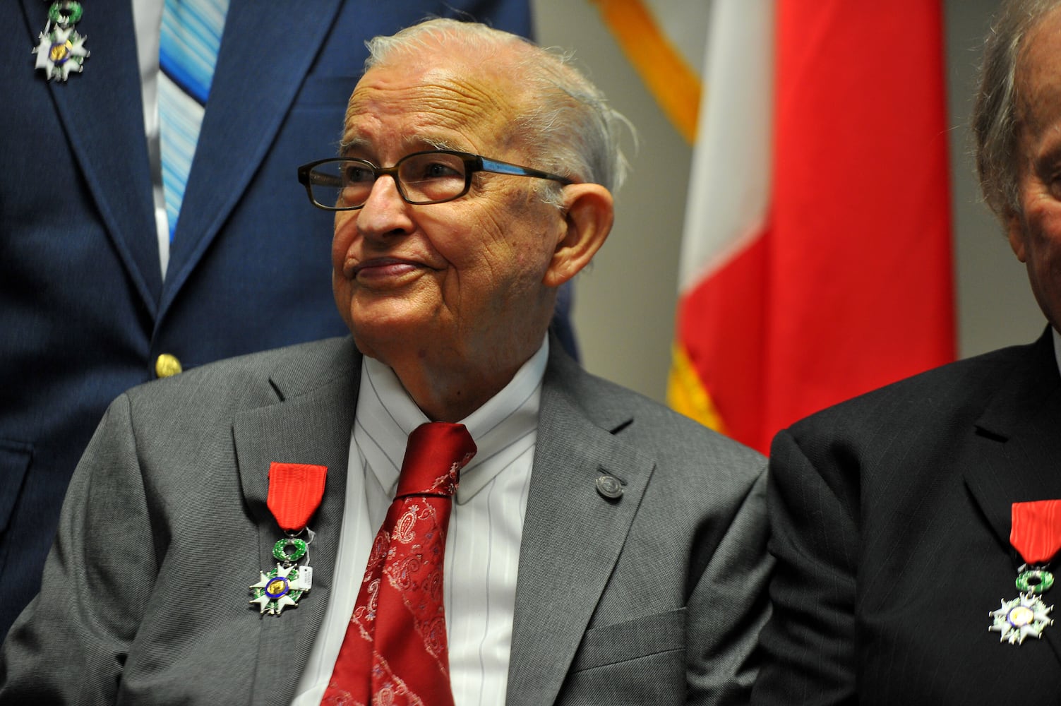 Decorated veteran reveals what it was like to serve as a 'replacement soldier' in WWII