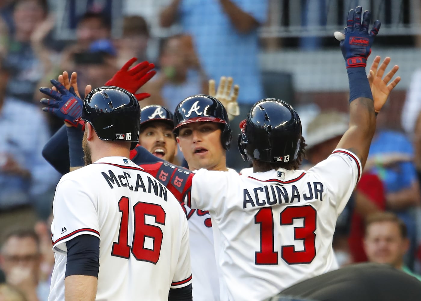 Photos: Braves, Pirates battle at SunTrust Park