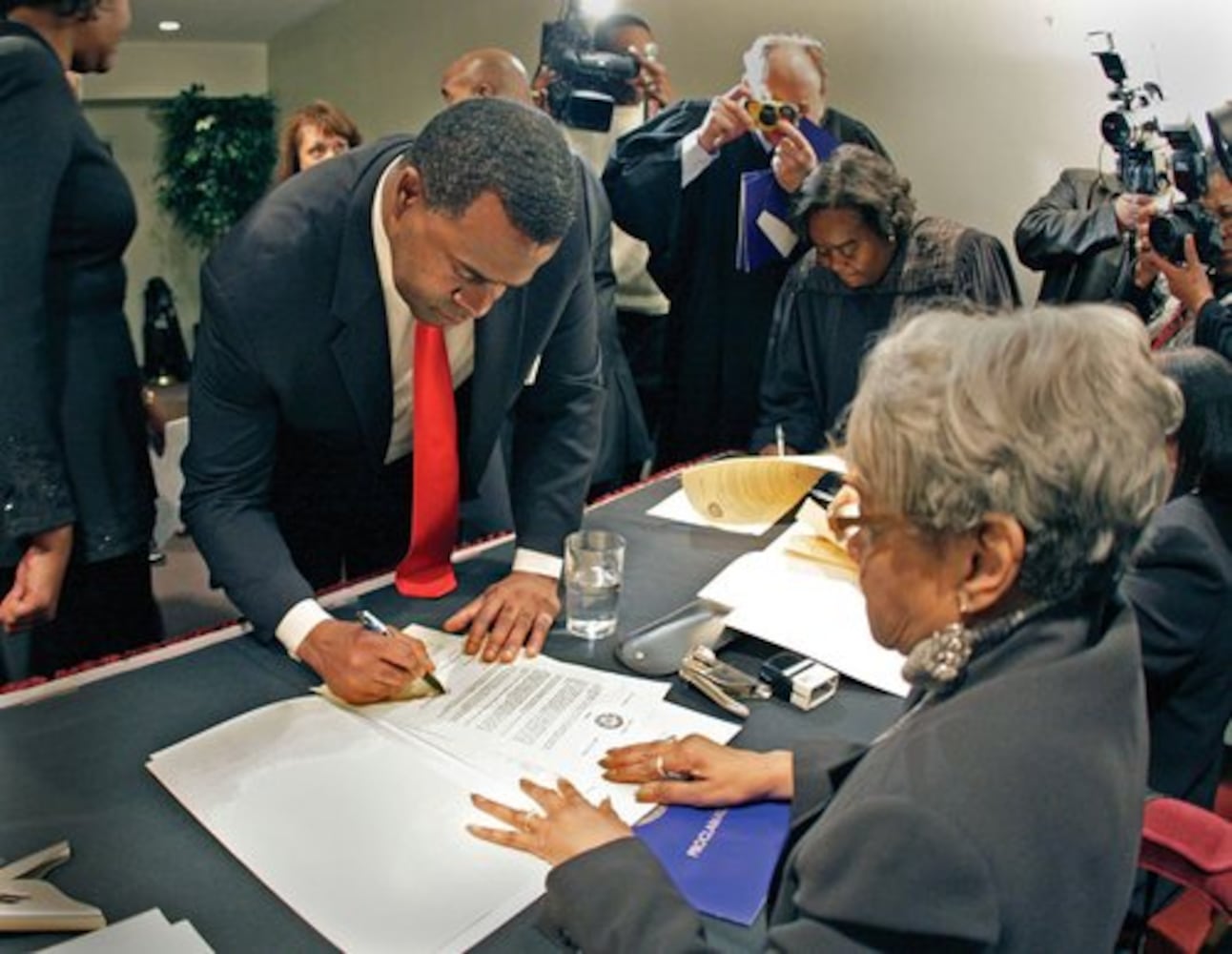 Kasim Reed becomes Atlanta's 59th mayor