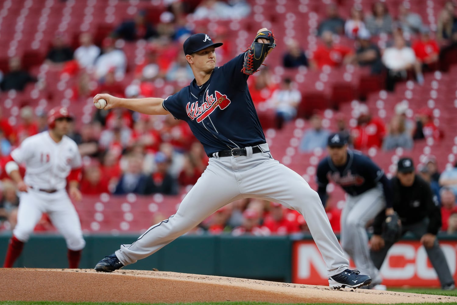 Photos: Soroka on the mound as Braves face Reds