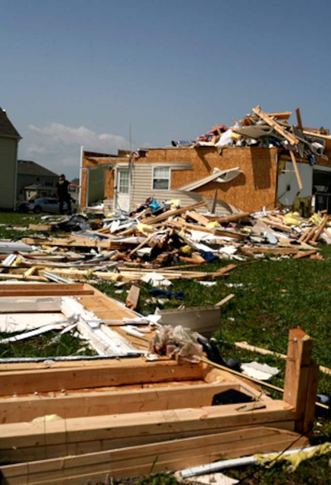 Ellenwood neighborhood trashed by storm