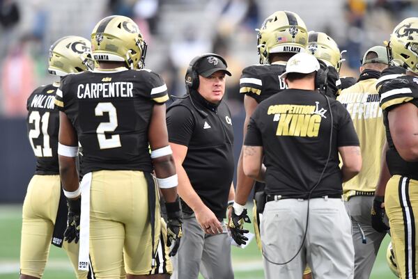 Georgia Tech coach Geoff Collins reacts during the second half against Notre Dame on Saturday, Oct. 31, 2020, at Bobby Dodd Stadium in Atlanta. (Hyosub Shin / Hyosub.Shin@ajc.com)