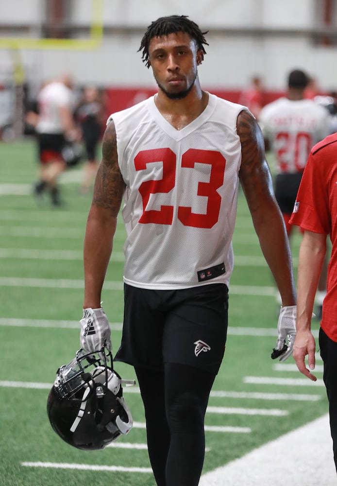 Photos: Mini-camp continues for Falcons rookies