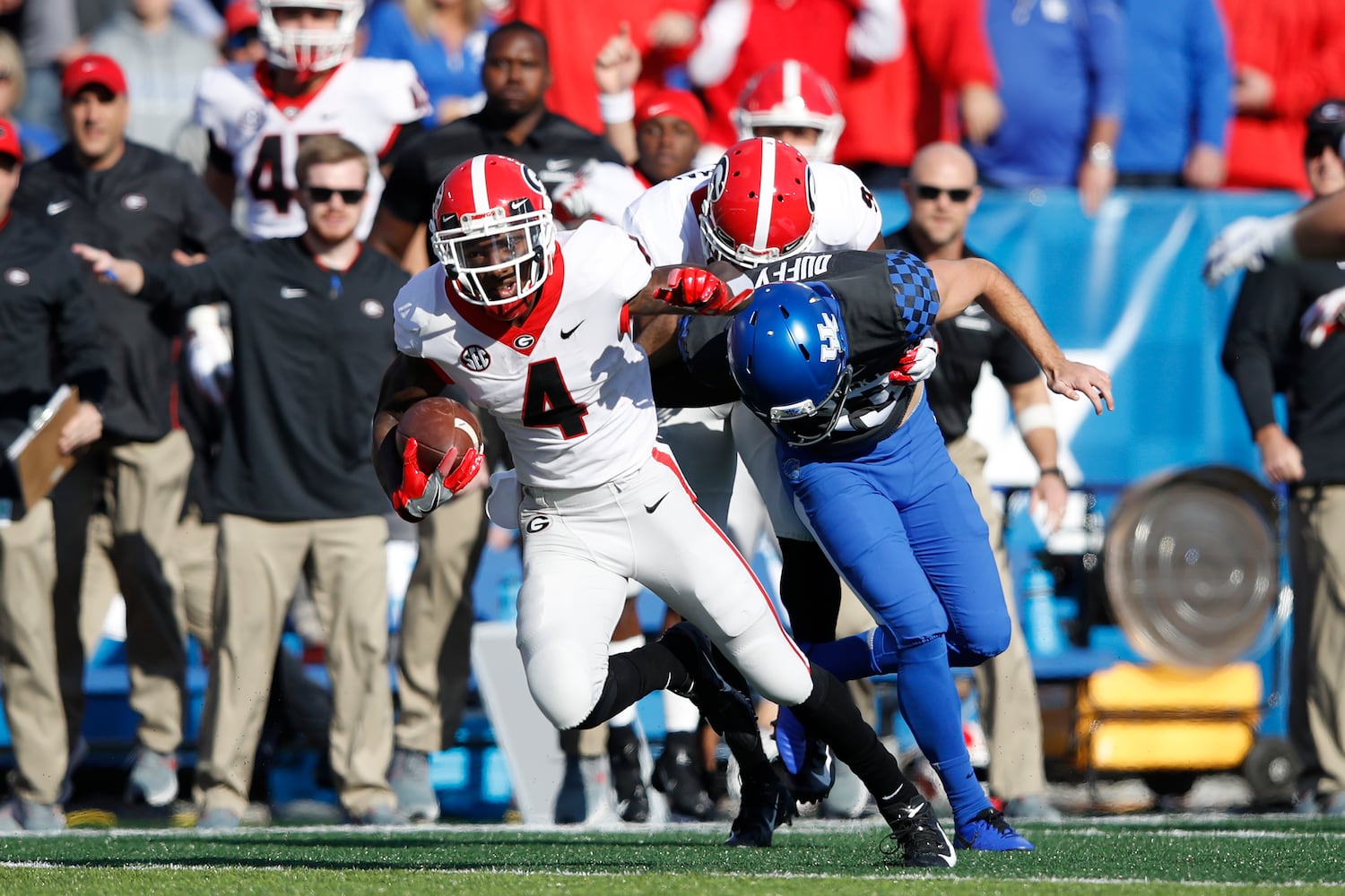 Photos: Bulldogs battle Kentucky, seek SEC East title