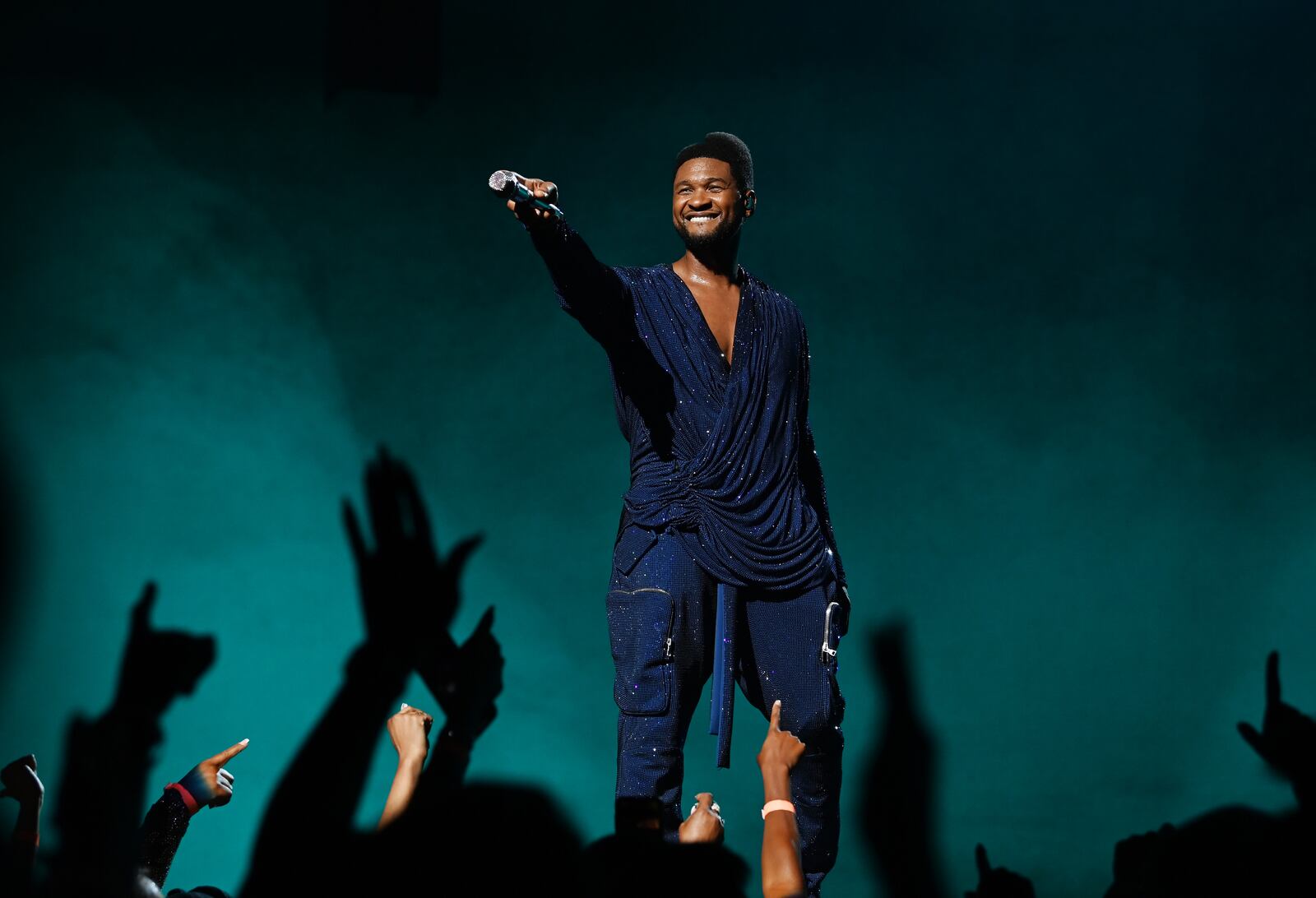 Grand Opening Of “USHER The Las Vegas Residency” At The Colosseum At Caesars Palace LAS VEGAS, NEVADA - JULY 16: Usher performs at the grand opening of “USHER The Las Vegas Residency” at The Colosseum at Caesars Palace on July 16, 2021 in Las Vegas, Nevada. (Photo by Denise Truscello/Getty Images for Caesars Entertainment)