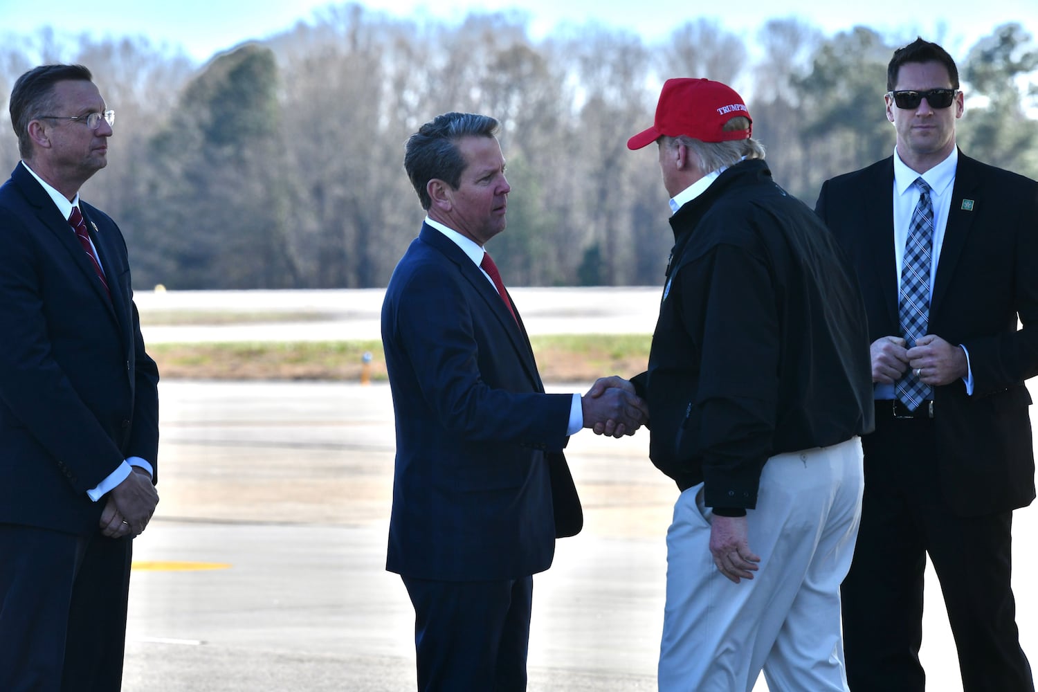 PHOTOS: Trump visits CDC in Atlanta amid coronavirus outbreak