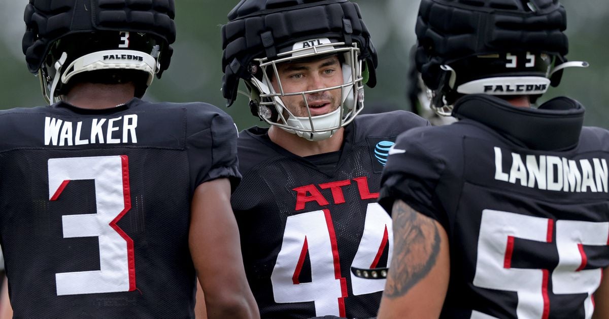 Linebacker Troy Andersen's blitzing quarterback hurry creates an  interception for the Atlanta Falcons defense