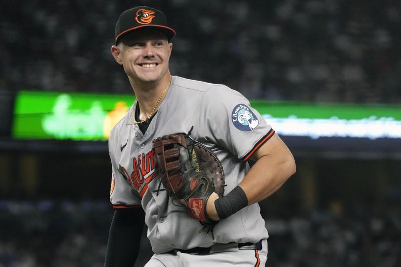 Baltimore Orioles first baseman Ryan Mountcastle smiles after catching a foul ground ball hit by New York Yankees' Ben Rice during the sixth inning of a baseball game, Wednesday, June 19, 2024, in New York. (AP Photo/Pamela Smith)
