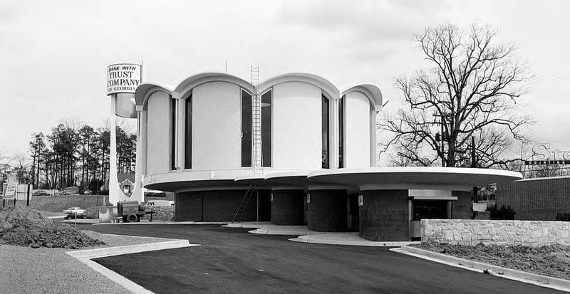 The old Trust Company of Georgia building was designed in the early 1960s by modernist architect Henri Jova. In 1985, Trust Company of Georgia and SunBanks Inc. merged to form SunTrust Banks Inc. (photo credit: Special Archives Collection, Georgia State University)