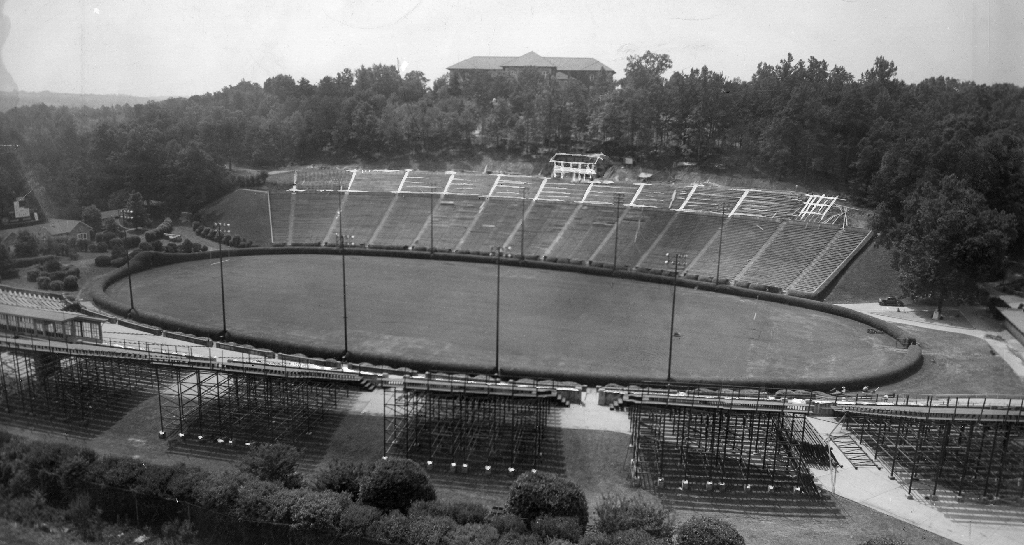 Georgia OL: Neyland Stadium 'is the best stadium in the SEC'