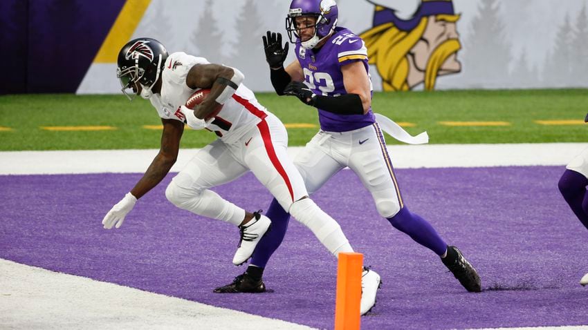 Falcons at Vikings