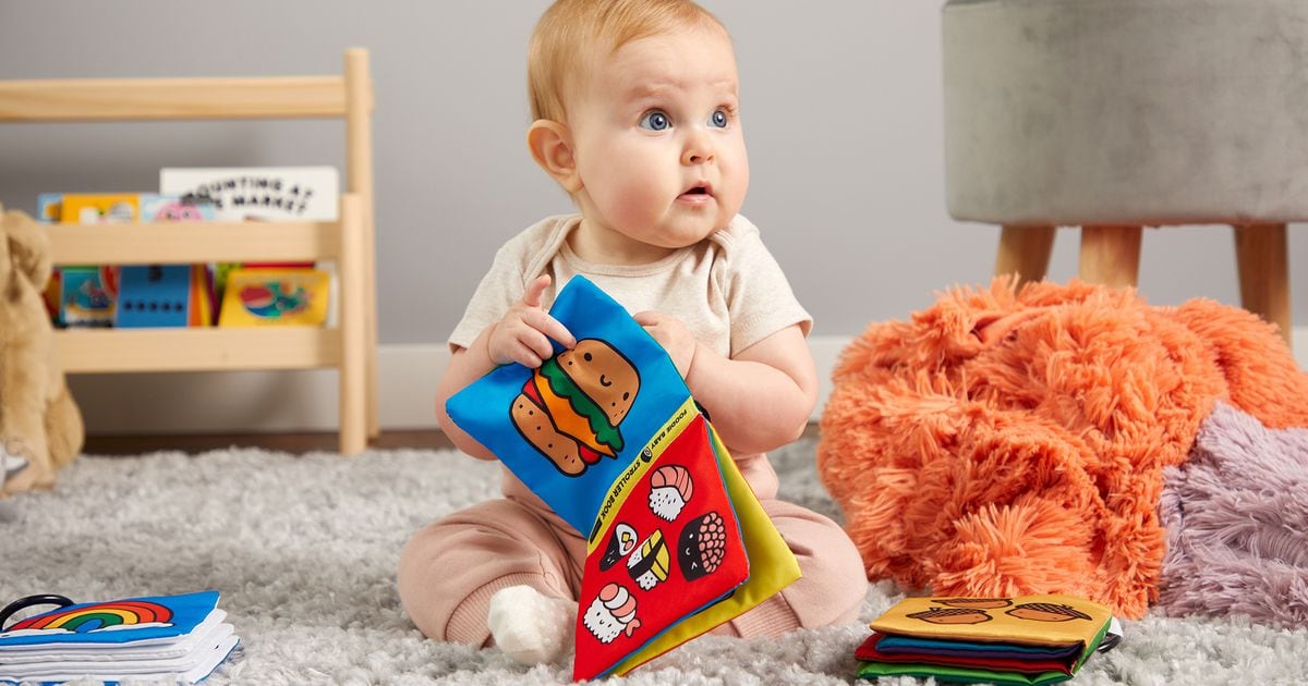 Papa Bear, Mama Bear & Baby Bear Folding ChairsThoughtful Gifts