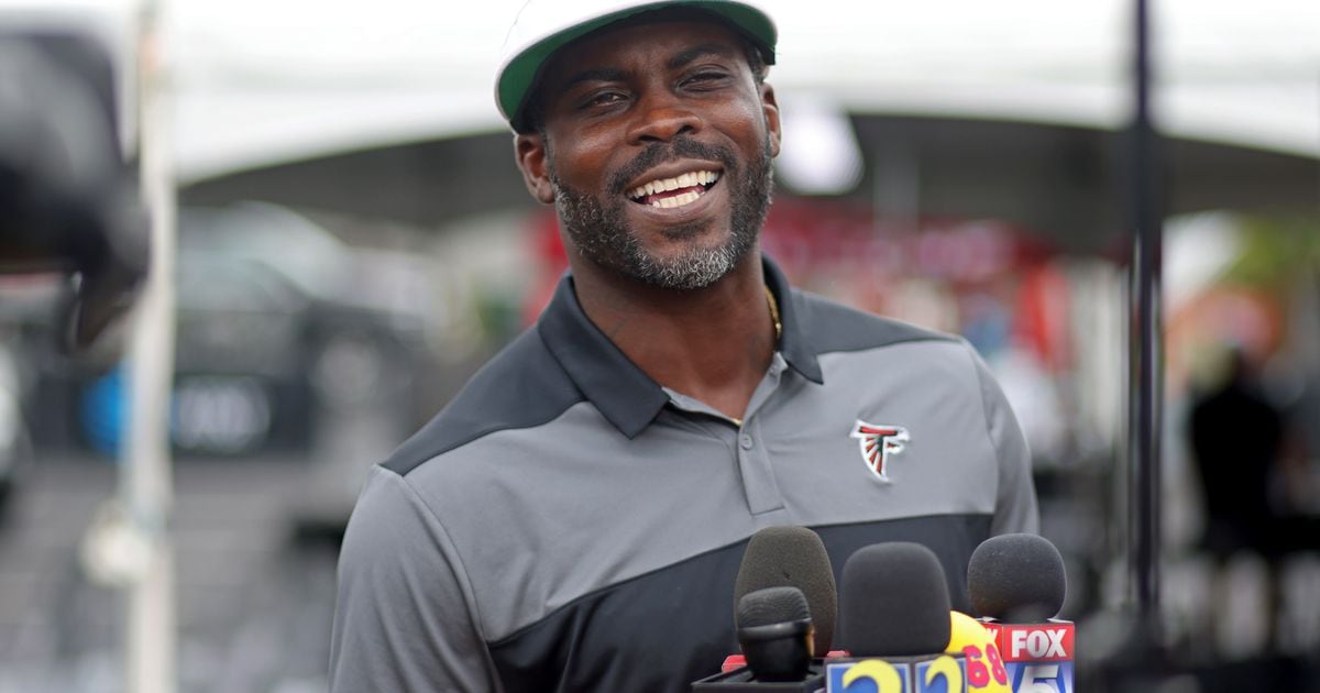 What is Michael Vick doing in 2022? Ex-Falcons star and Cam Newton set to  star in docuseries on Black NFL QBs