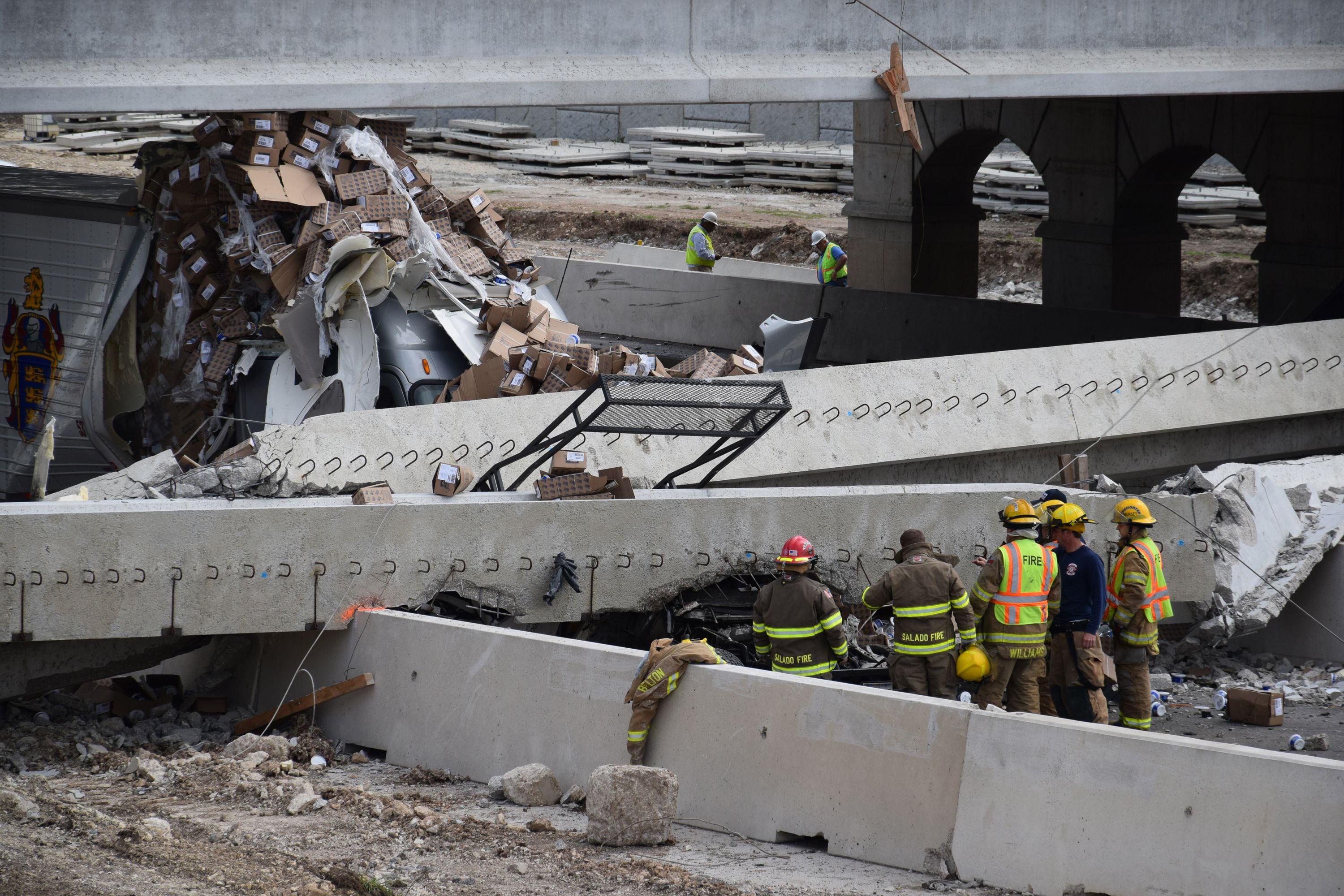 overpass collapse texas