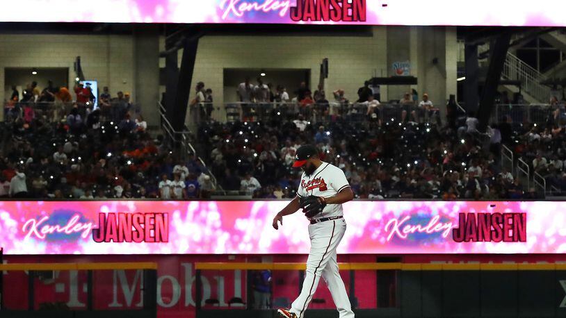 Braves sign free-agent closer Kenley Jansen