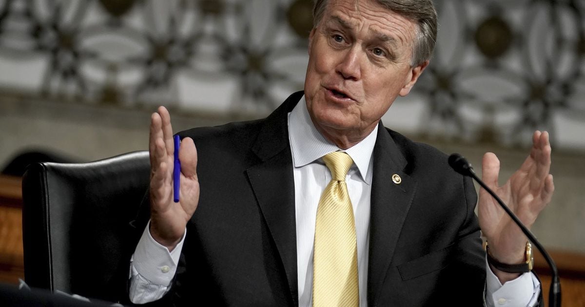 Perdue shows off GOP unity, in contrast to Georgia's other Senate race