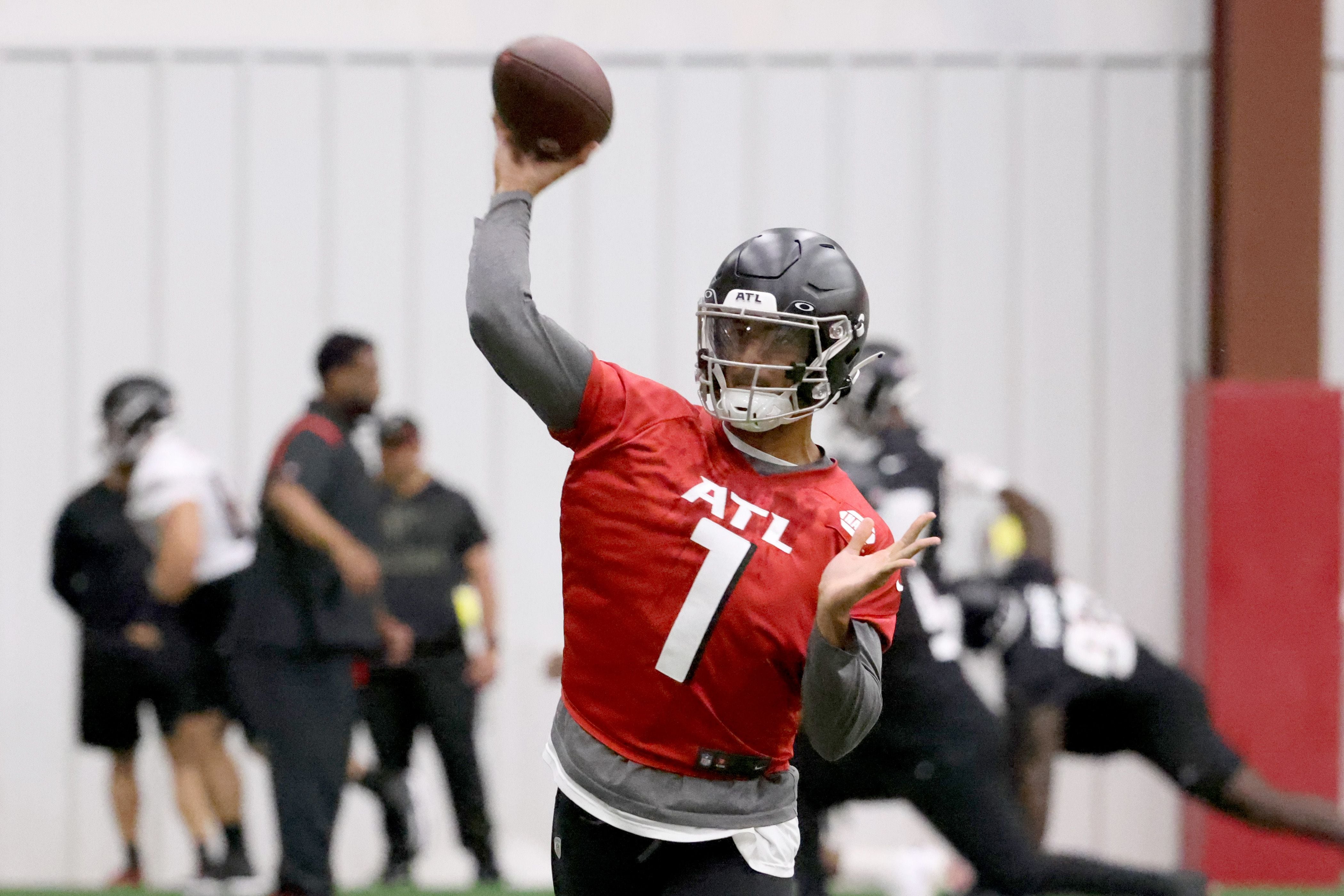 WATCH: Atlanta Falcons Rookie QB Desmond Ridder Off to Fast Start