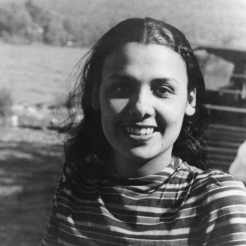 Lena Horne, an alumna of Booker T. Washington High School, photographed by Carl Van Vechten, 1941. (Library of Congress)