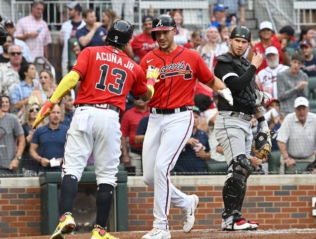 Albies hits grand slam, Braves rout Phillies