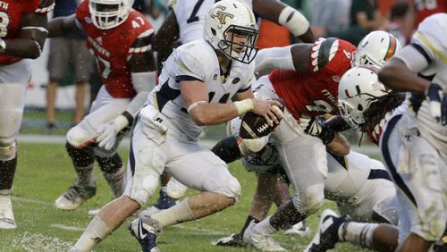 Georgia Tech quarterback Matthew Jordan came in for the injured Justin Thomas in the Yellow Jackets’ rain-soaked 38-21 loss to Miami in 2015. (AP Photo/Lynne Sladky)