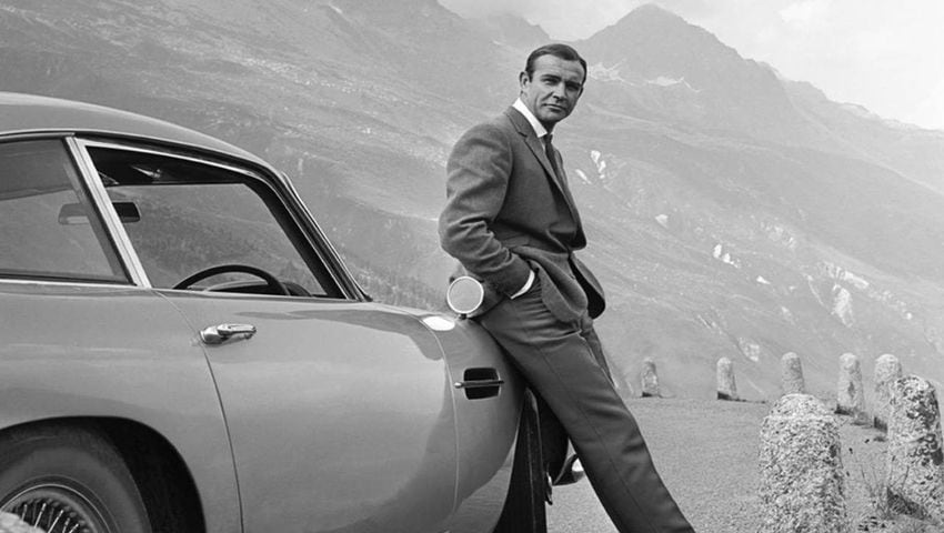 James Bond's 1965 Aston Martin DB5 to be Auctioned - The Car Guide